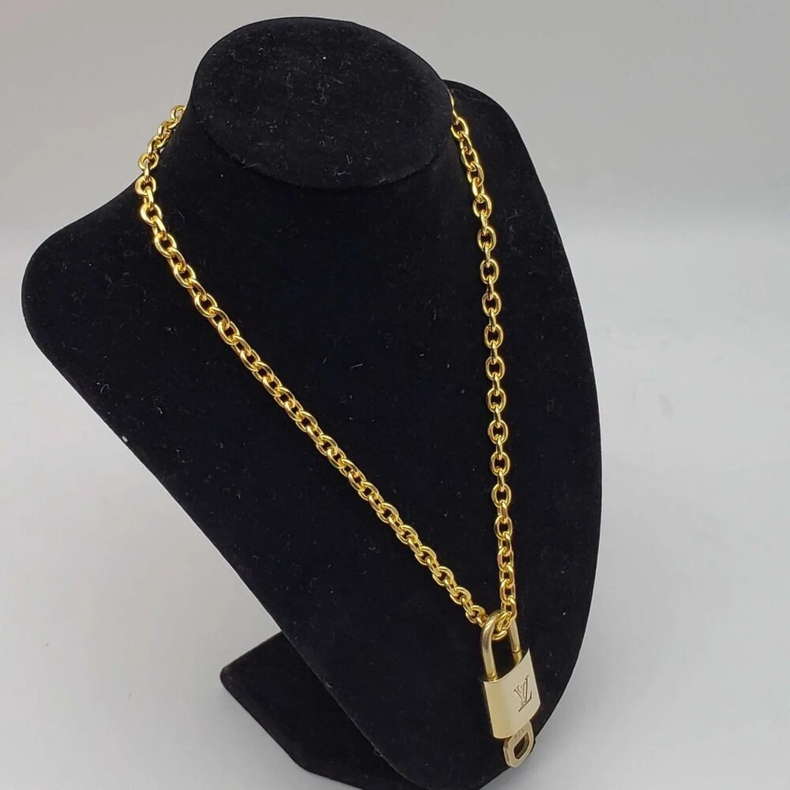 100% Auth Louis Vuitton Lock & Key w/ 18k Gold Plated Chain Necklace
