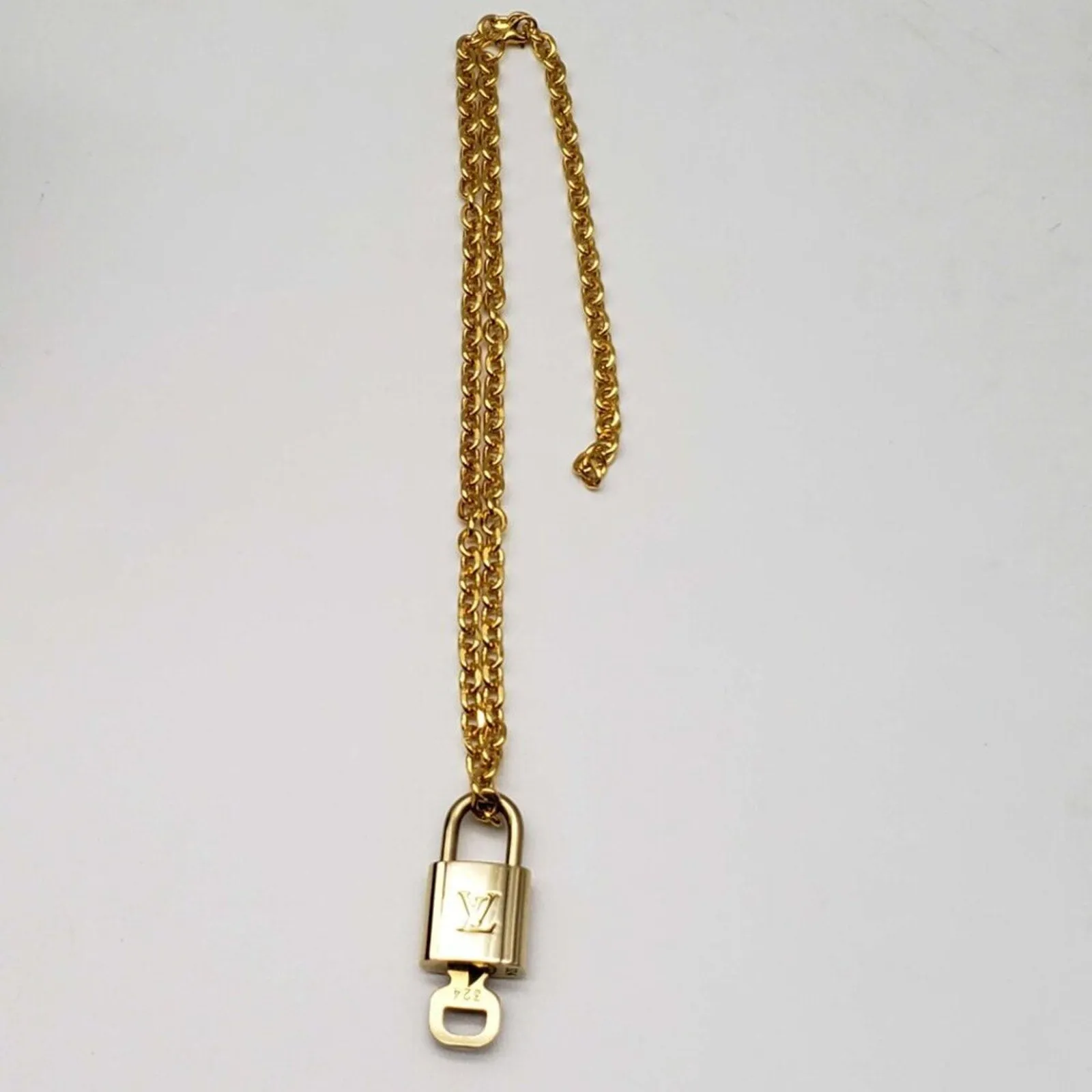 100% Auth Louis Vuitton Lock & Key w/ 18k Gold Plated Chain Necklace