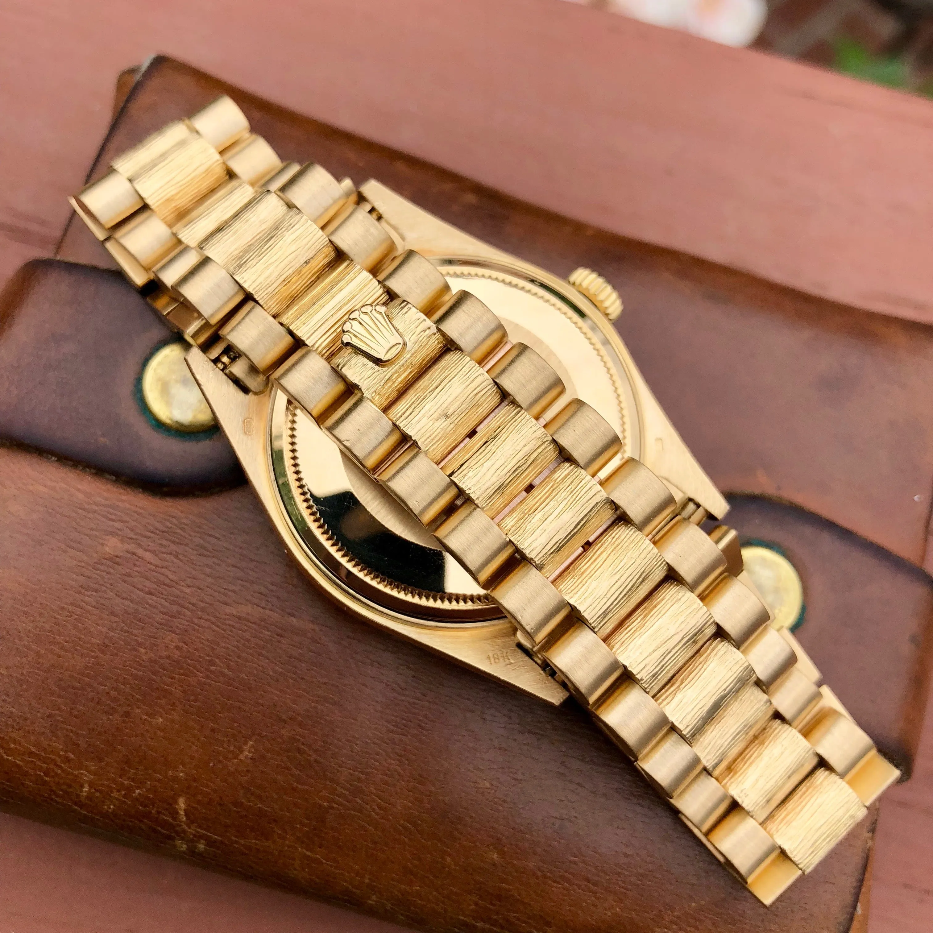 1985 Rolex President 18038 Bark Day Date 18K Yellow Gold Wristwatch