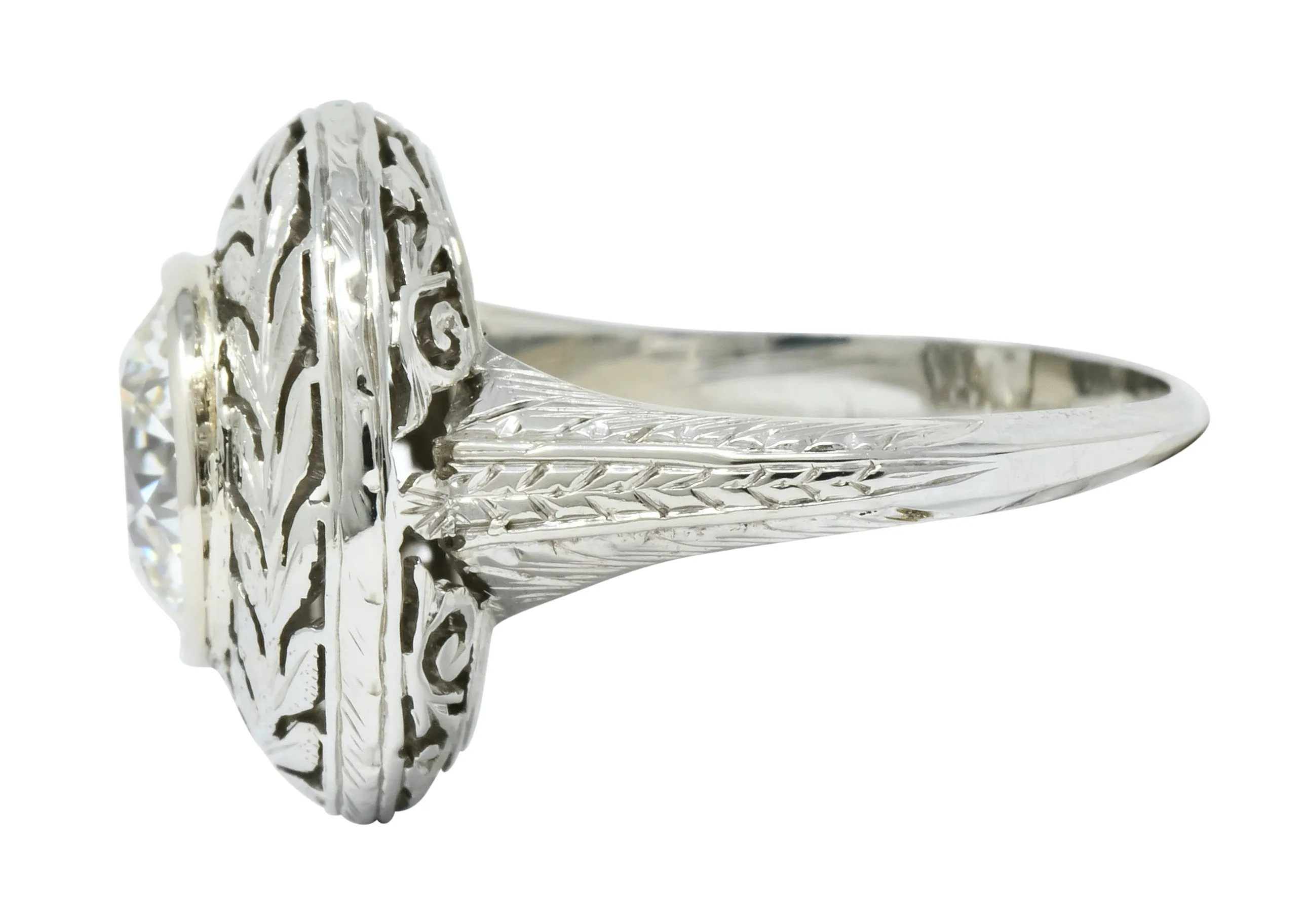 Art Deco 1.85 CTW Diamond 18 Karat White Gold Laurel Vintage Ring