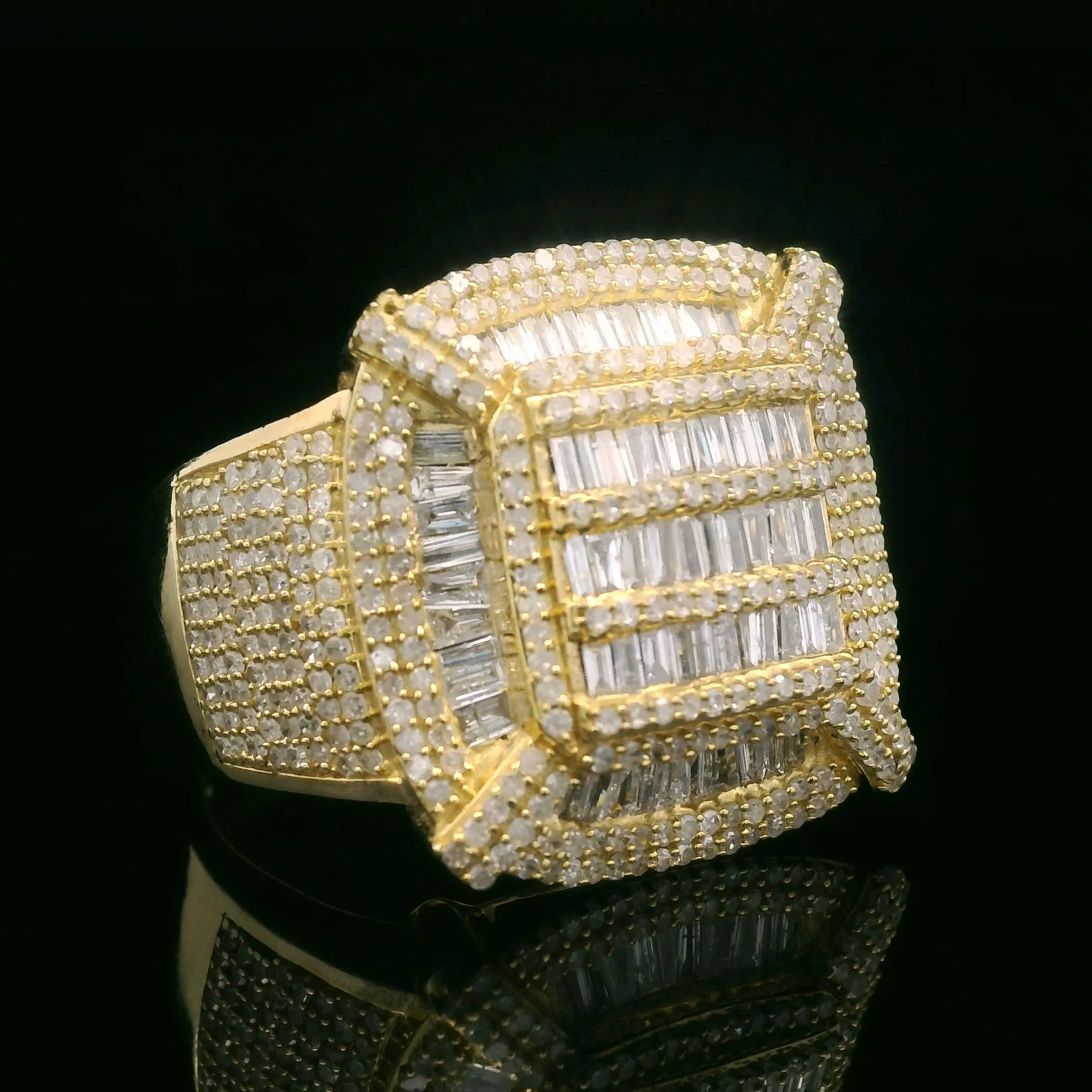 Baguette & Round Diamond Men's Ring 10k Yellow Gold 2.20ct
