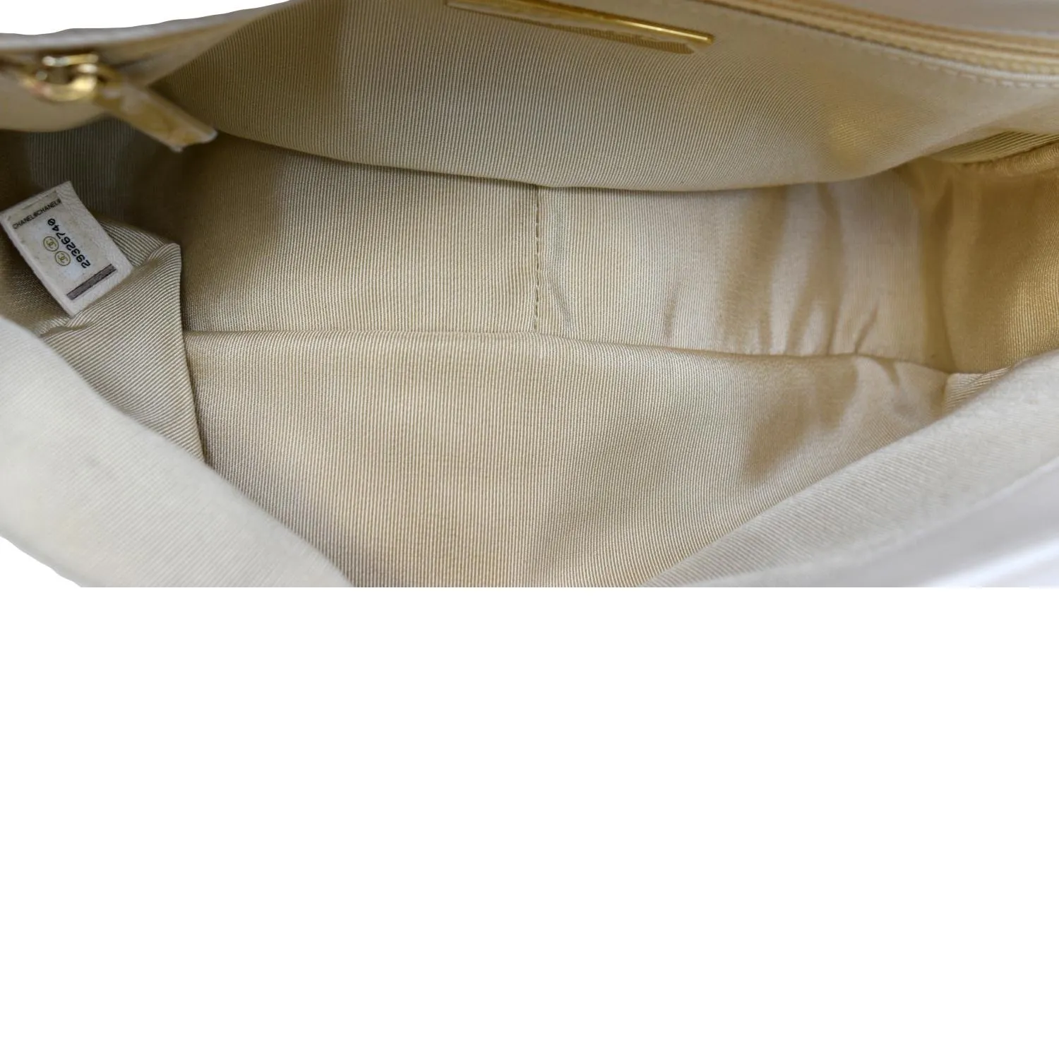 CHANEL 19 Medium Flap Quilted Lambskin Leather Shoulder Bag White - Hot Deals