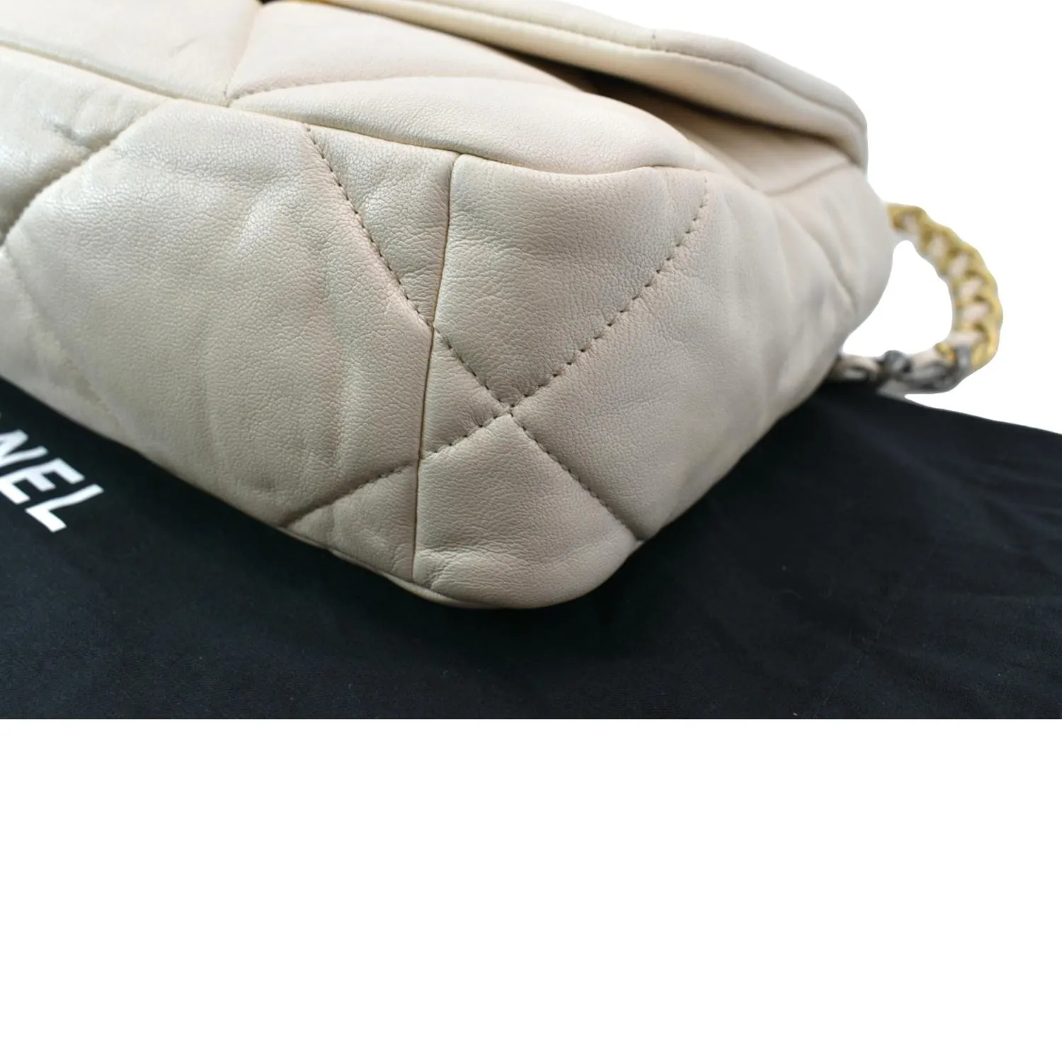 CHANEL 19 Medium Flap Quilted Lambskin Leather Shoulder Bag White - Hot Deals