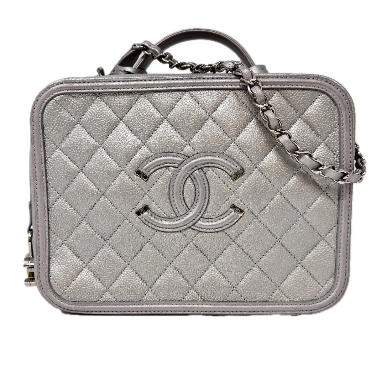 Chanel 2016 - 2017 Medium Filigree Vanity Case