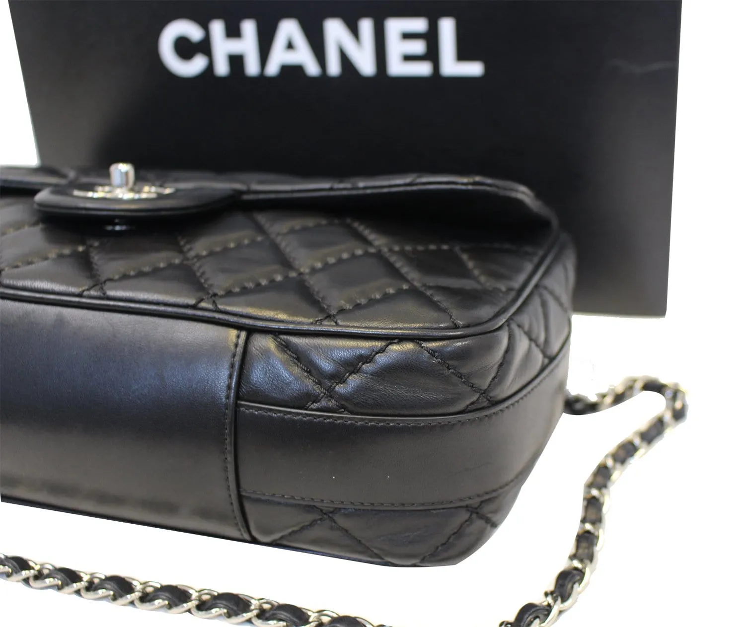 CHANEL Black Lambskin Leather Jumbo Flap Bag