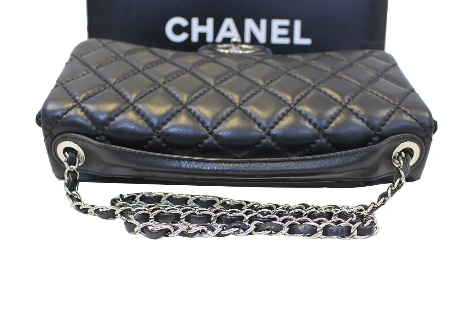 CHANEL Black Lambskin Leather Jumbo Flap Bag