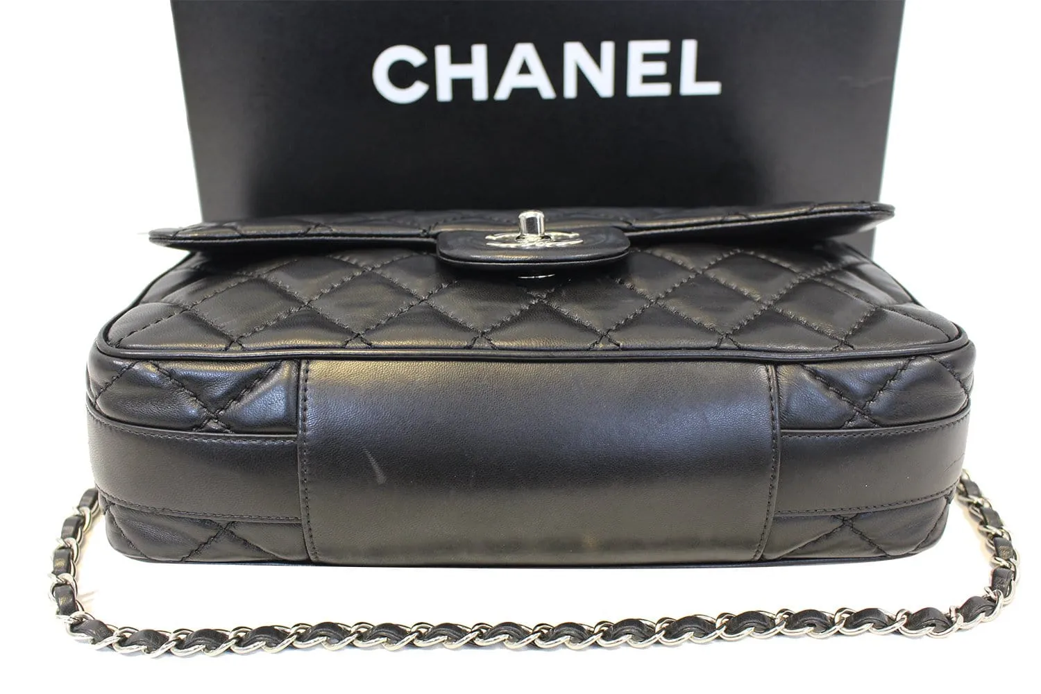 CHANEL Black Lambskin Leather Jumbo Flap Bag