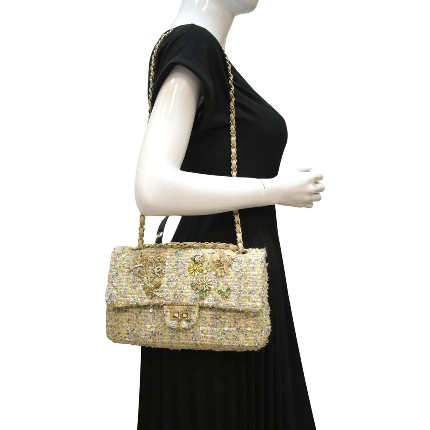 CHANEL Garden Party Flap Medium Tweed  Shoulder Bag Pastel