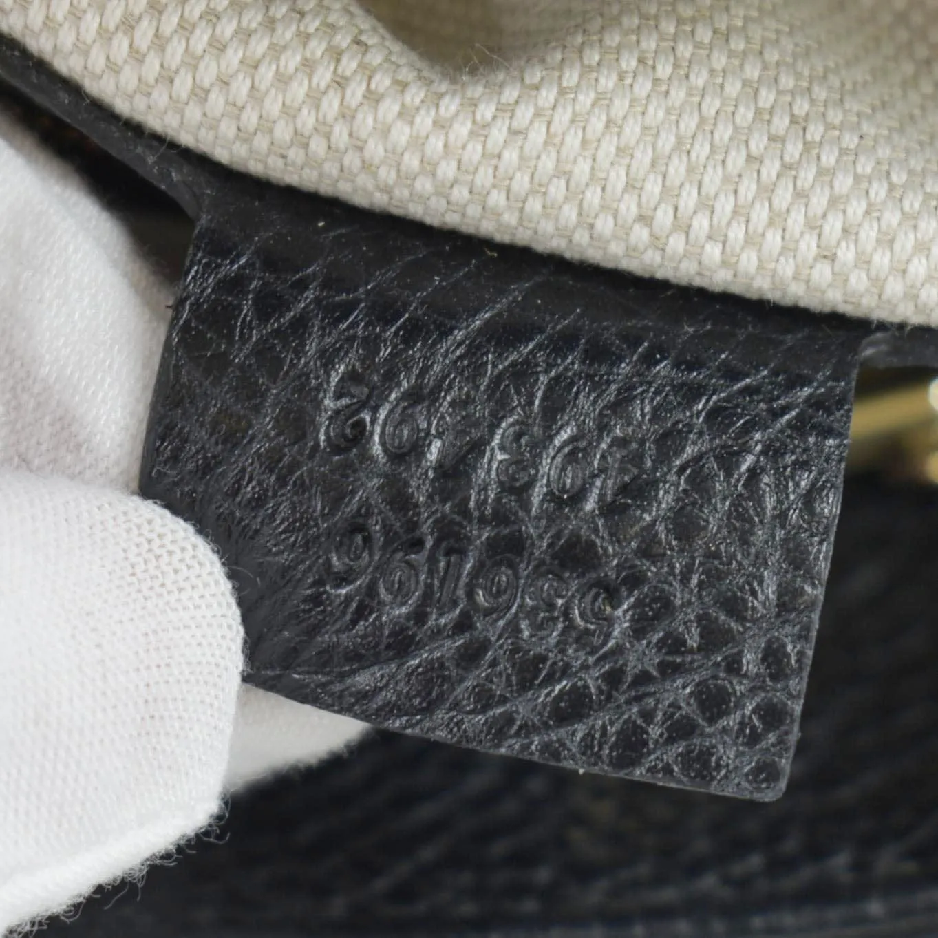 GUCCI Medium Soho Chain Pebbled Leather Tote Bag Black 536196