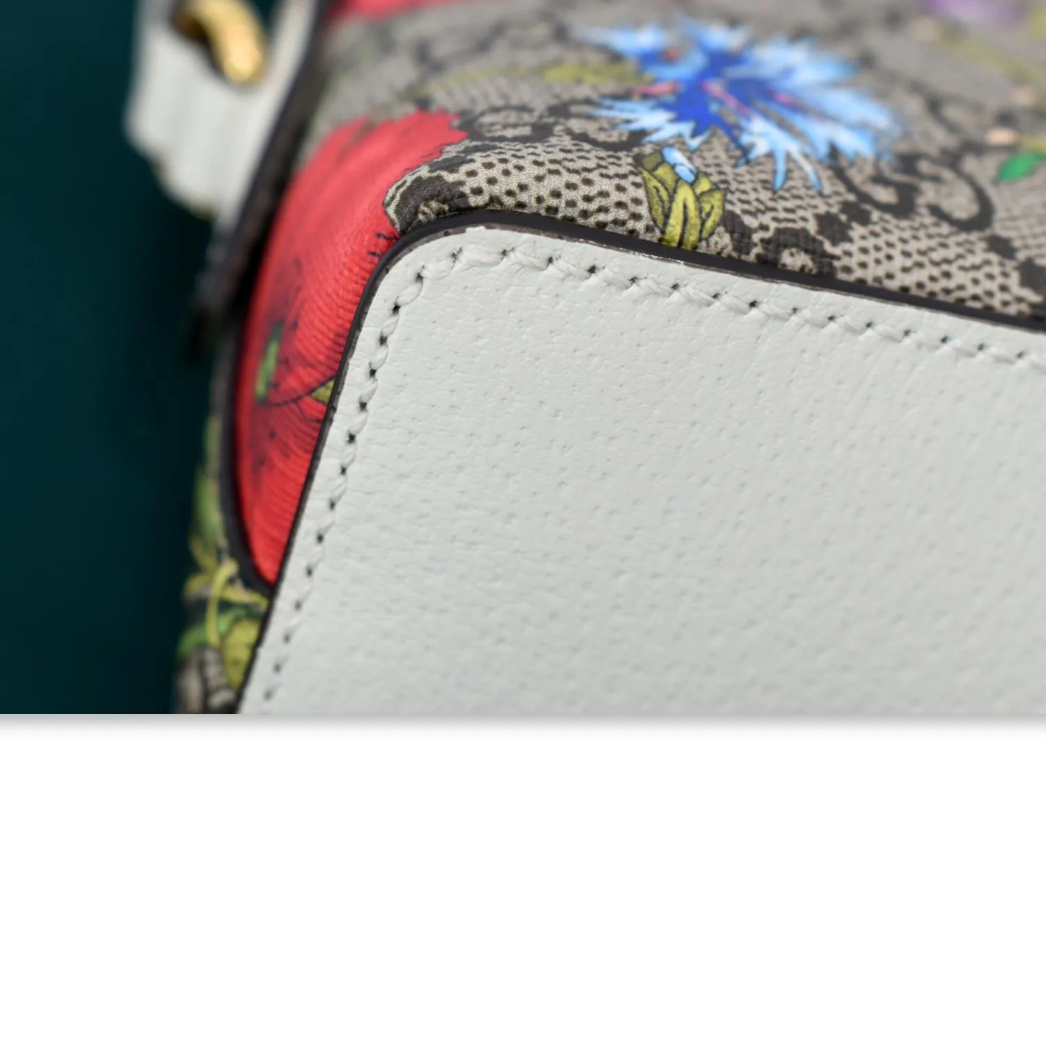 GUCCI Ophidia Flora Small Supreme Canvas Shoulder Bag Beige 499621