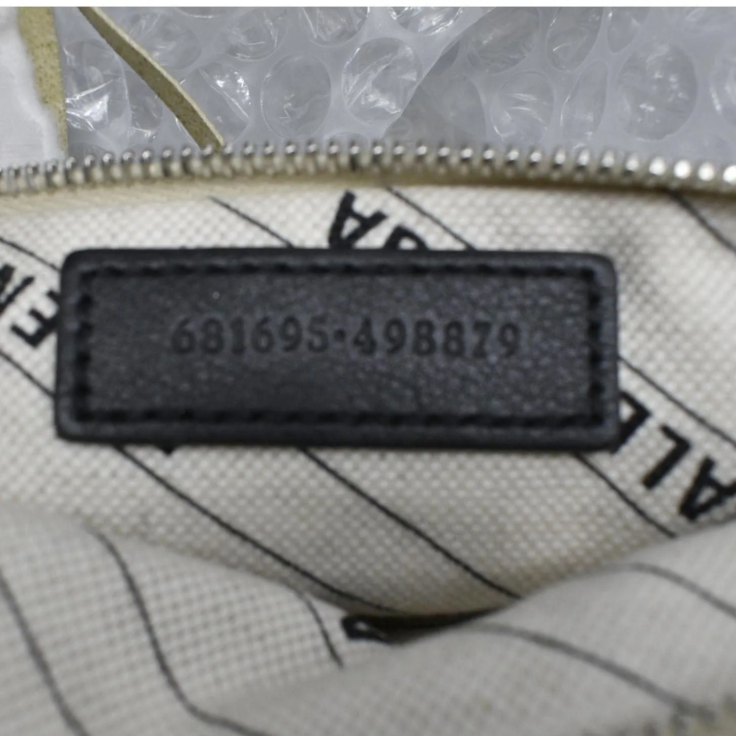 GUCCI X BALENCIAGA The Hacker Project Neo GG Supreme Tote Bag Beige 681695