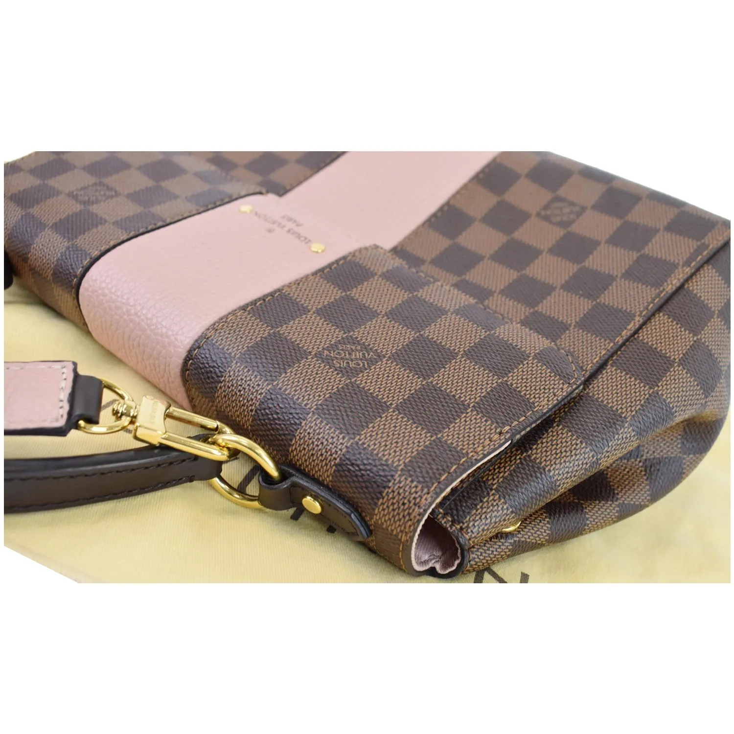 LOUIS VUITTON Bond Street Damier Ebene Shoulder Bag Magnolia