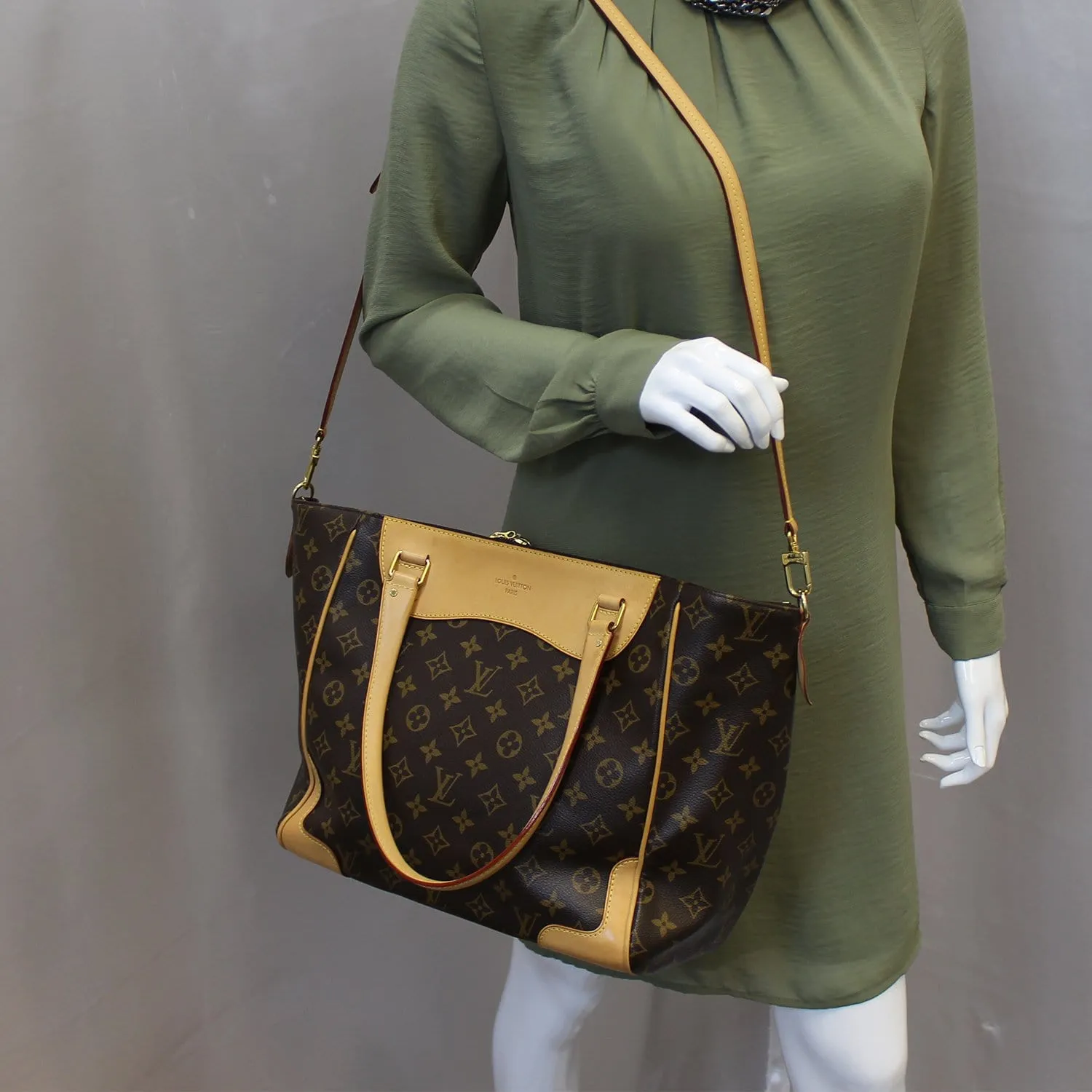 LOUIS VUITTON Estrela MM NM Monogram Canvas Brown Shoulder Bag