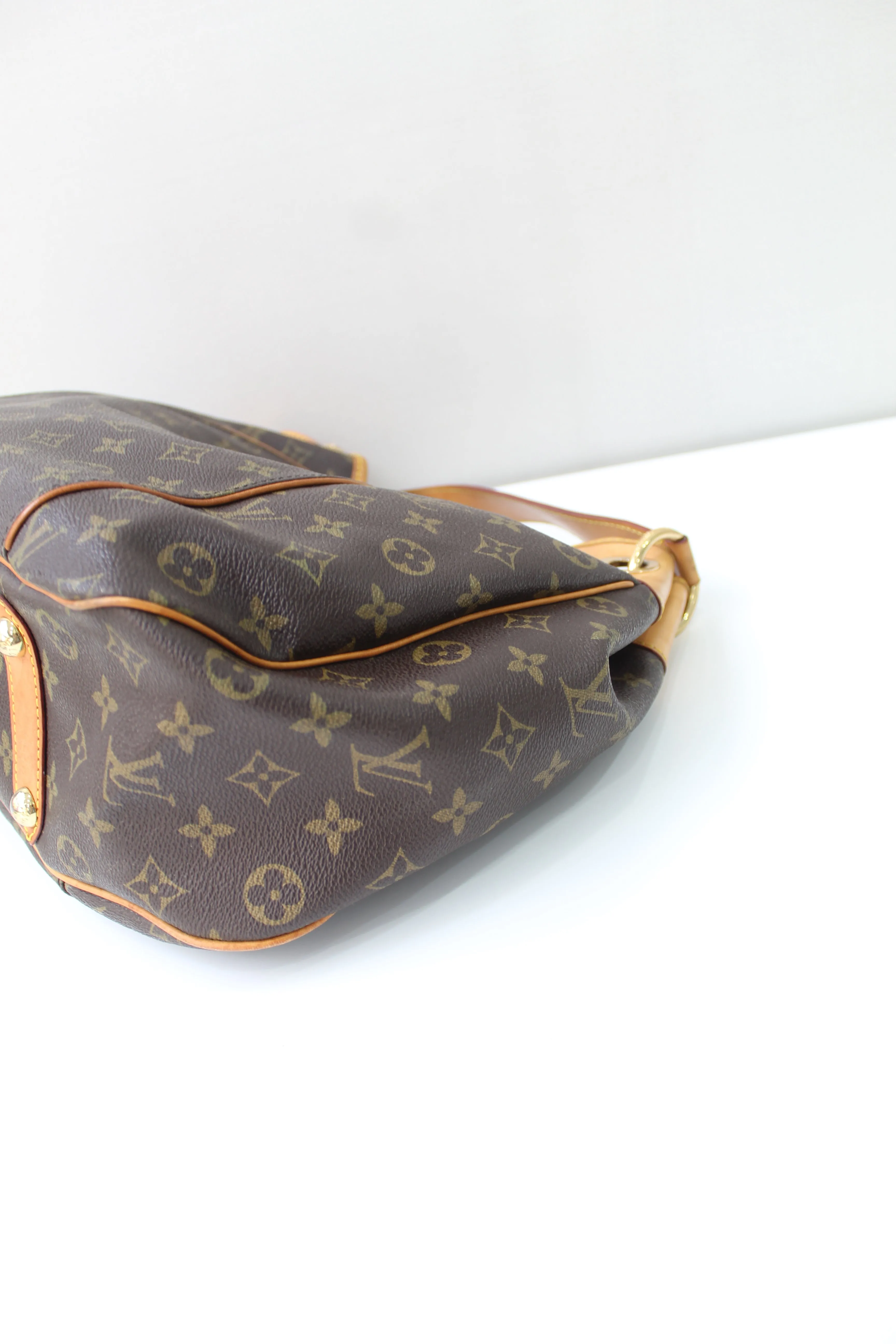 Louis Vuitton Galliera PM