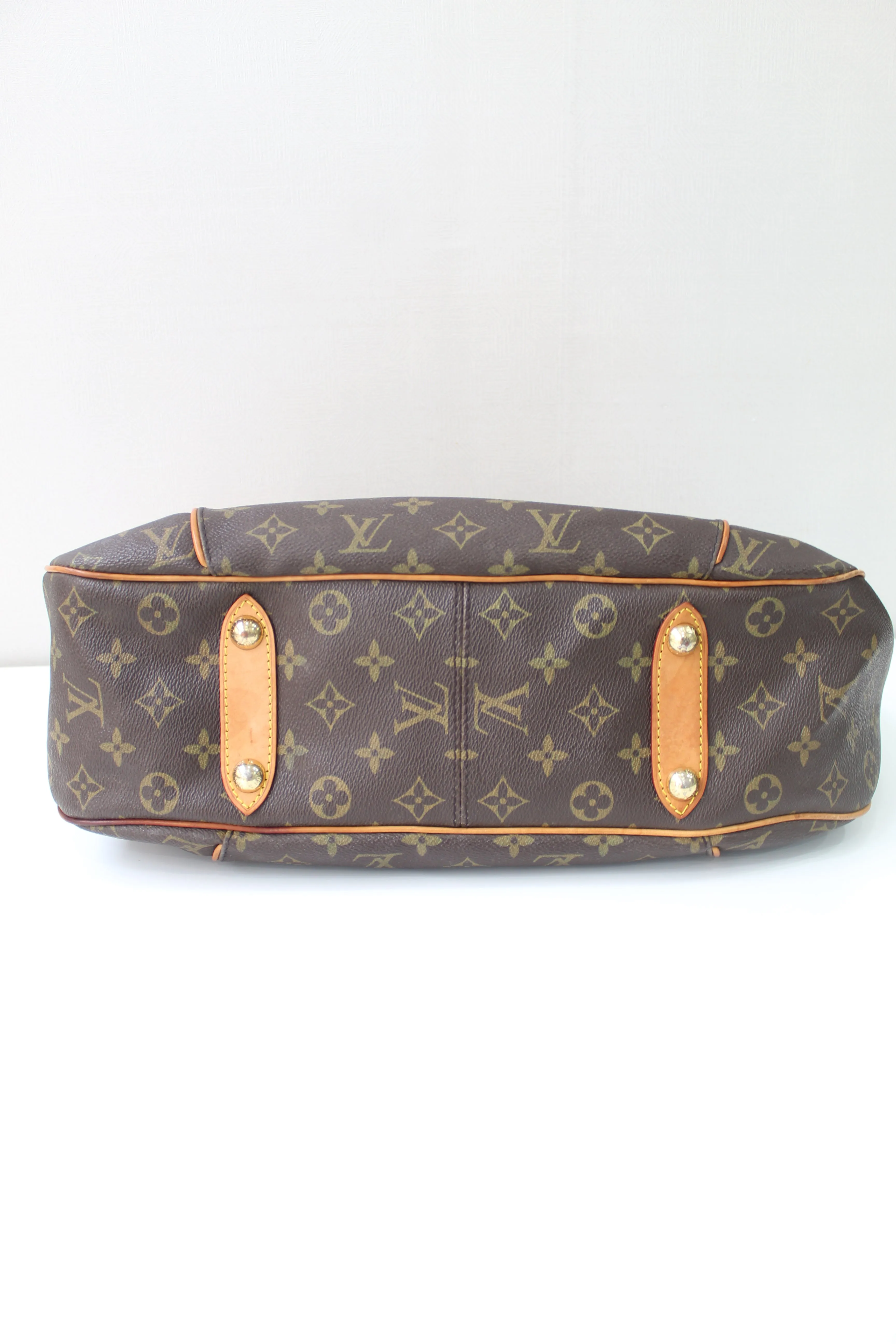 Louis Vuitton Galliera PM