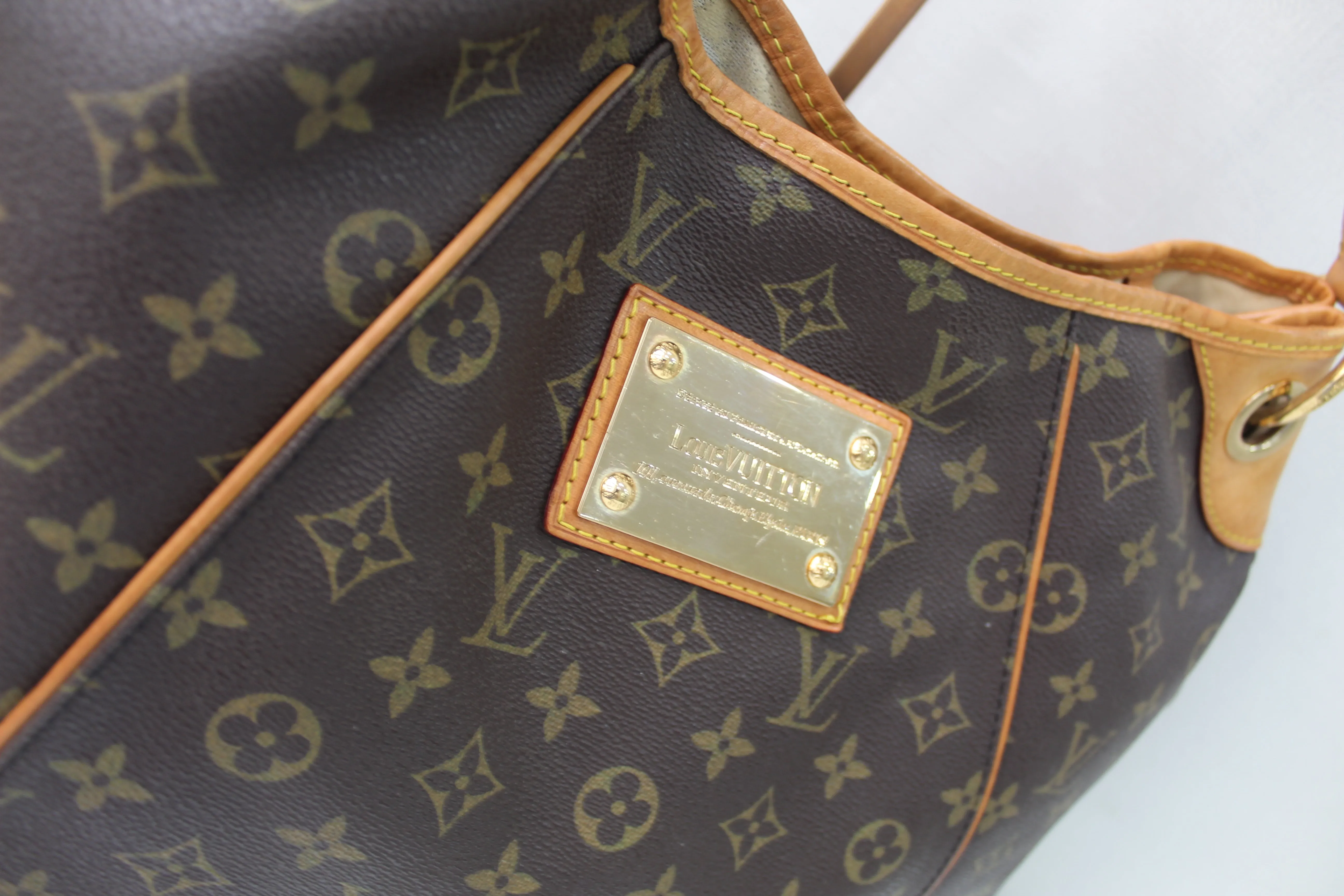 Louis Vuitton Galliera PM