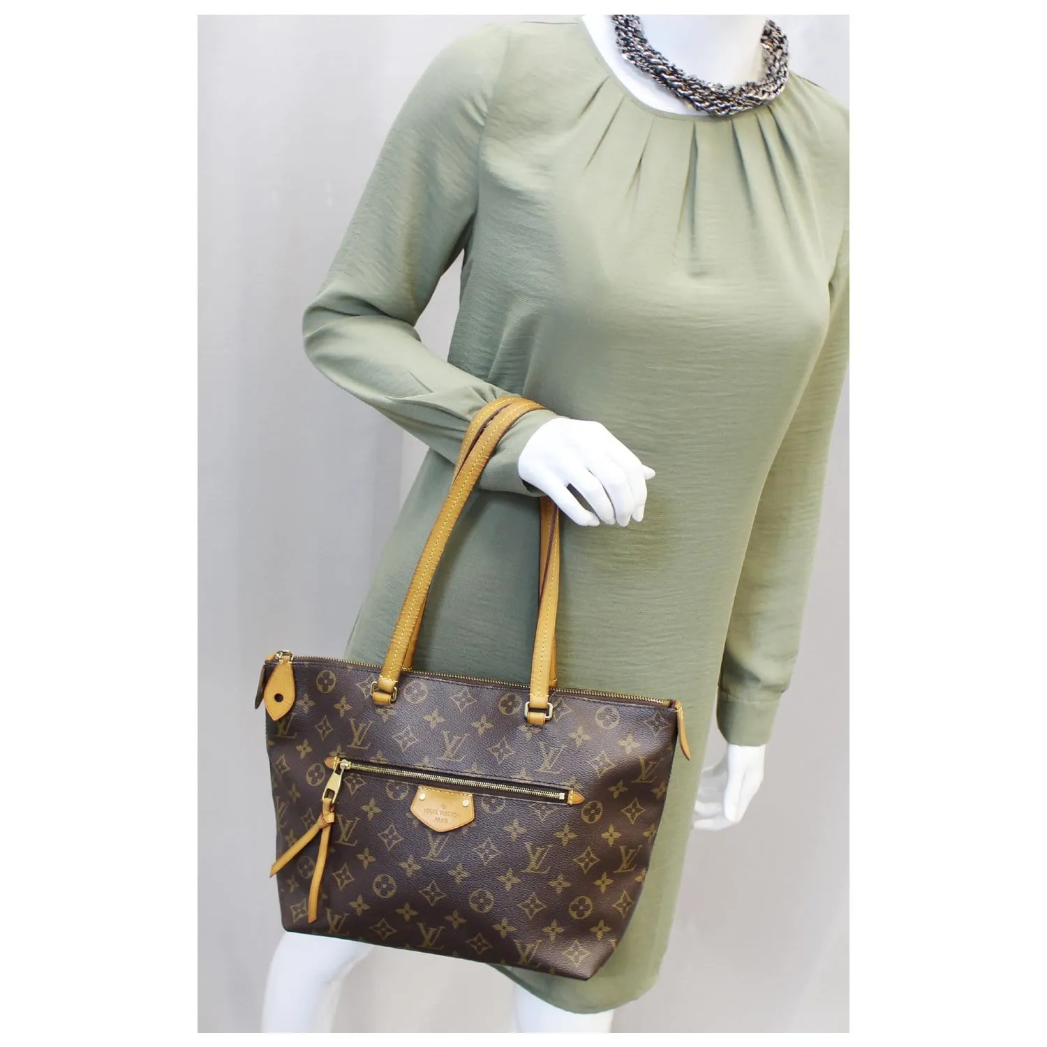 LOUIS VUITTON Iena PM Monogram Canvas Shoulder Bag