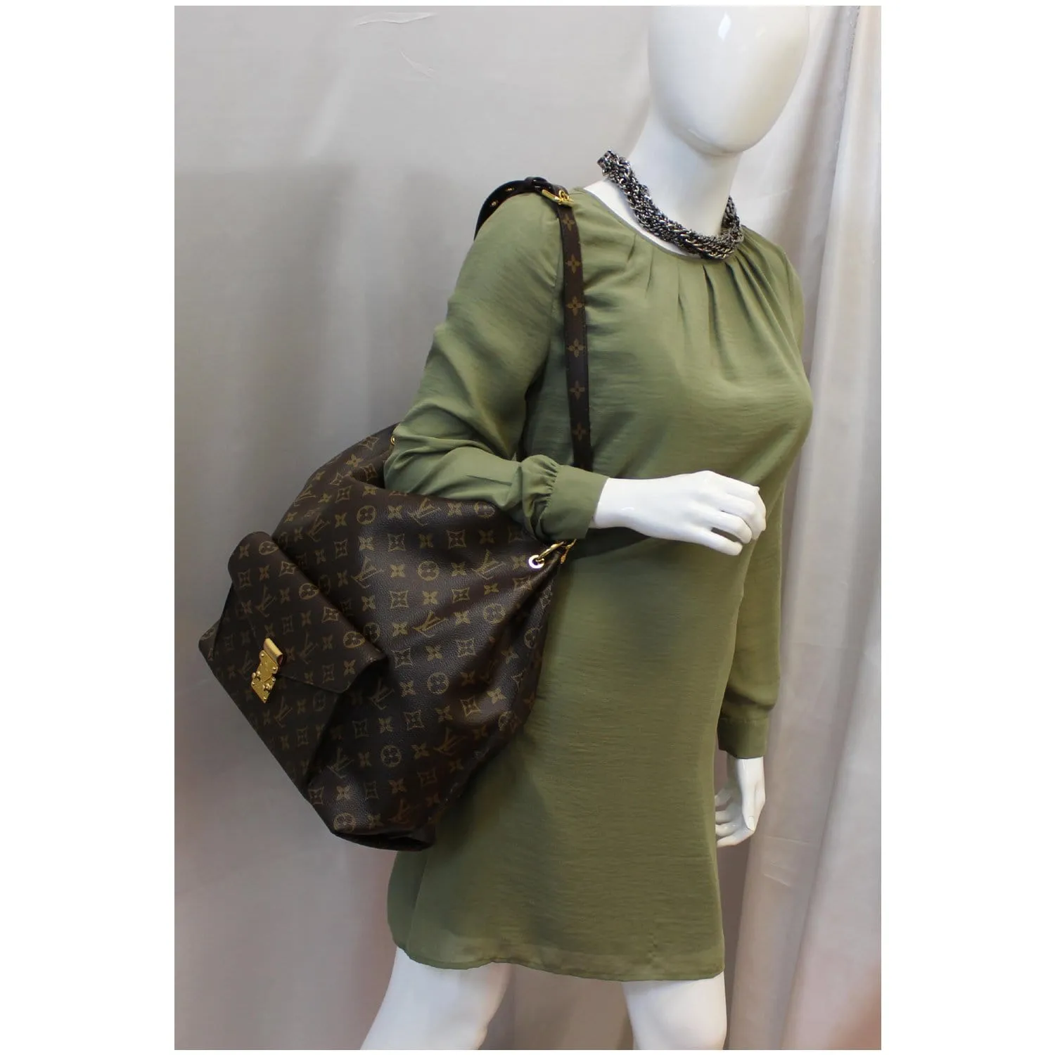 LOUIS VUITTON Metis Hobo Monogram Canvas Shoulder Bag Brown