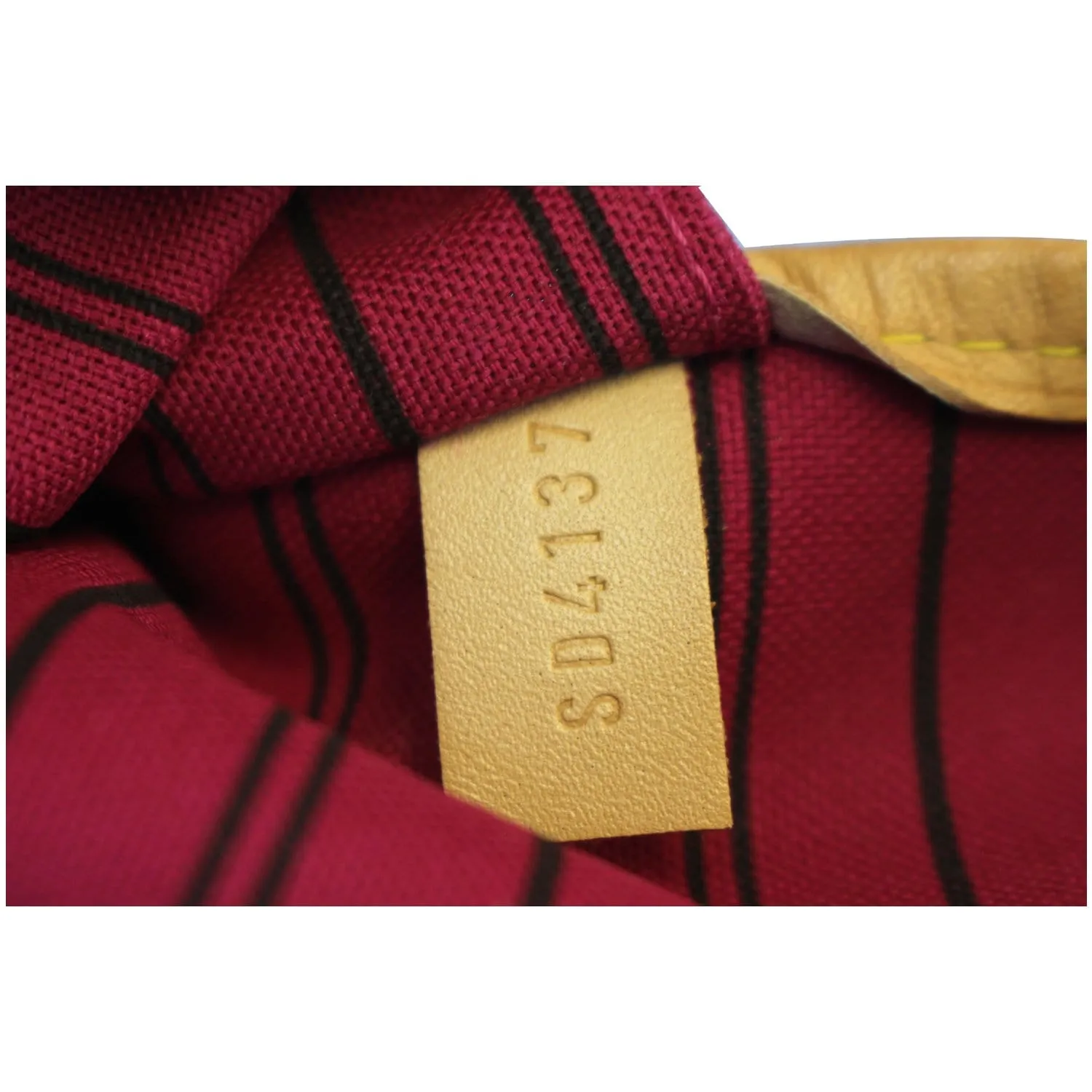 LOUIS VUITTON Neverfull GM Monogram Canvas Shoulder Bag Fuchsia