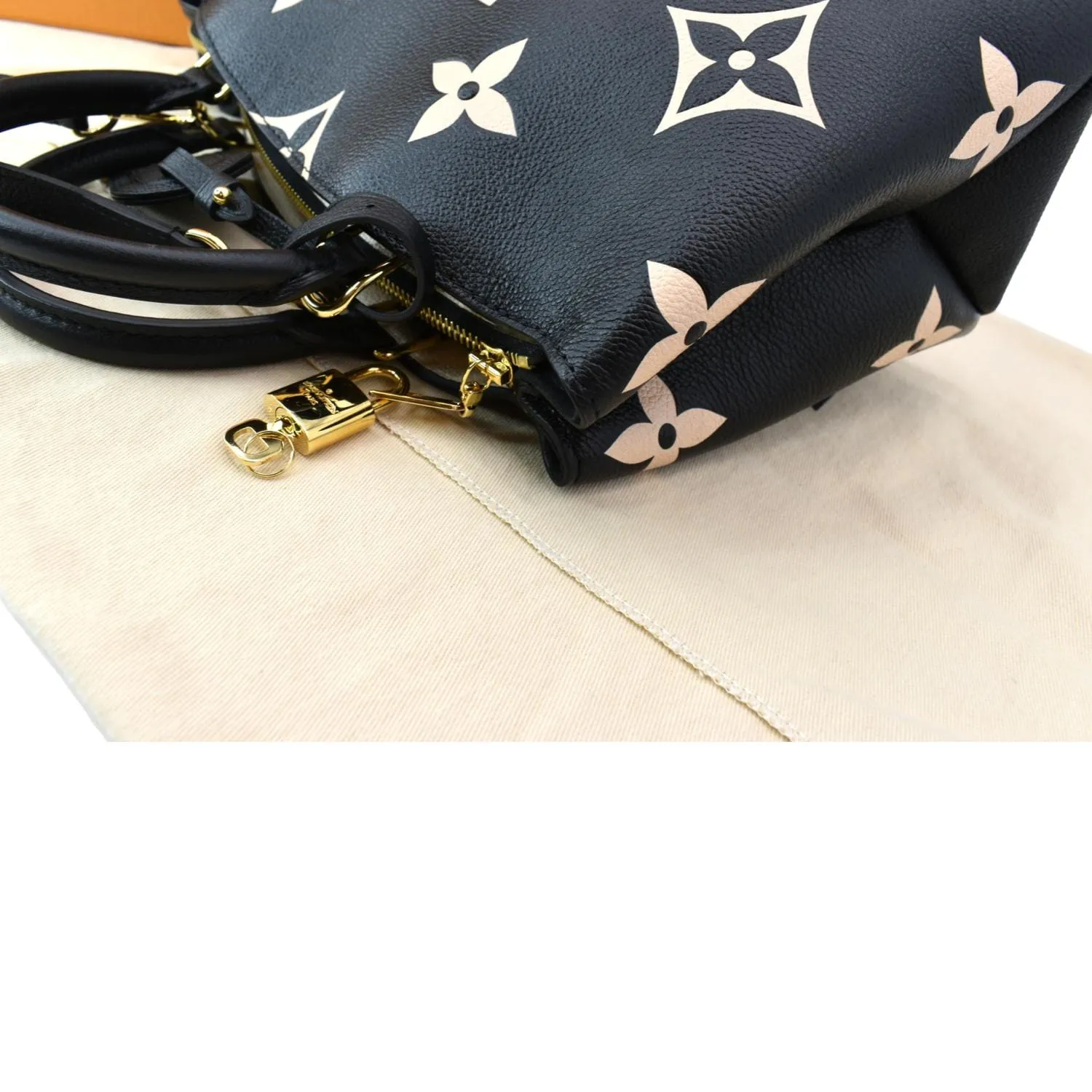 LOUIS VUITTON Petit Palais Embossed Leather Shoulder Bag Bicolor