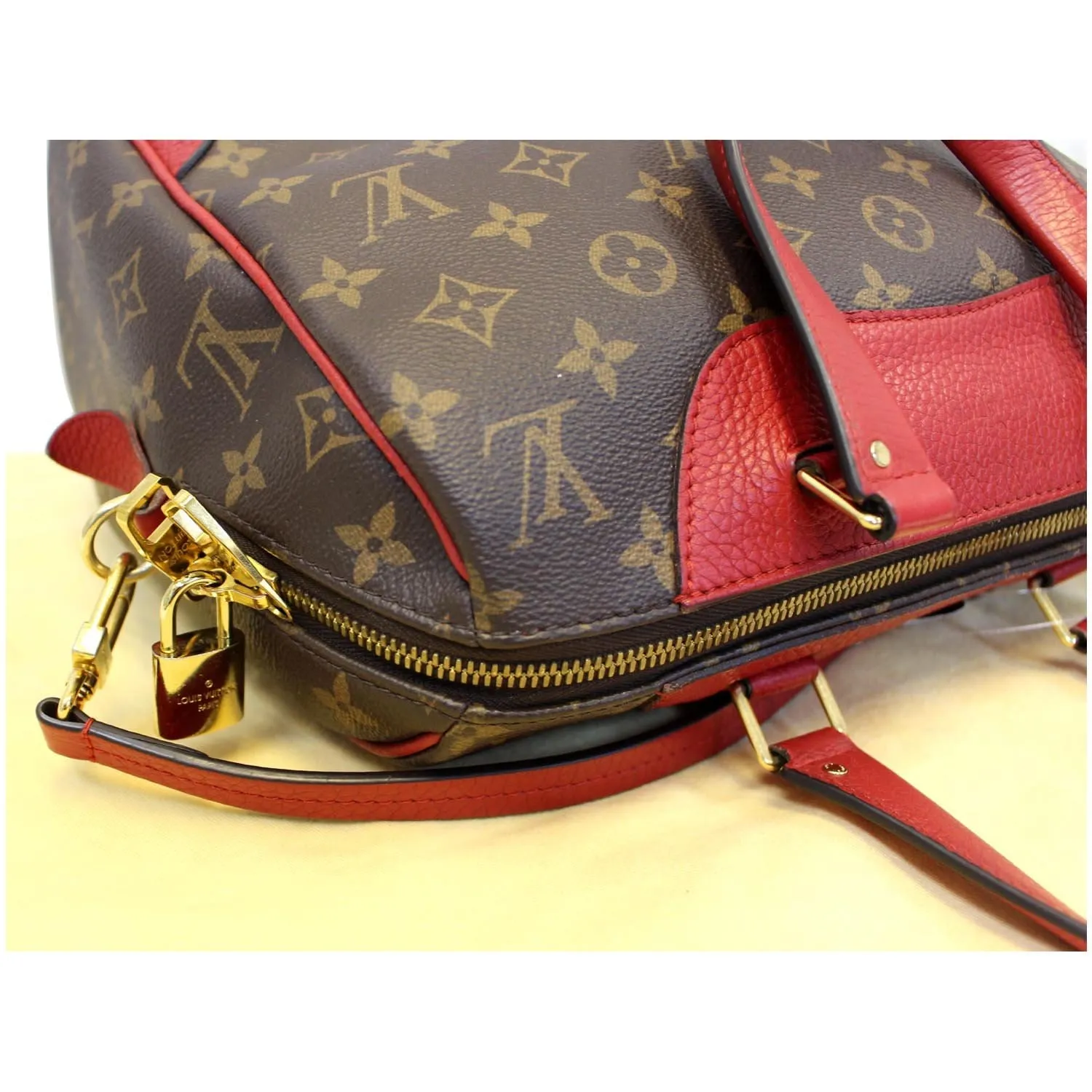 LOUIS VUITTON Retiro NM Monogram Canvas Shoulder Bag Coquelicot