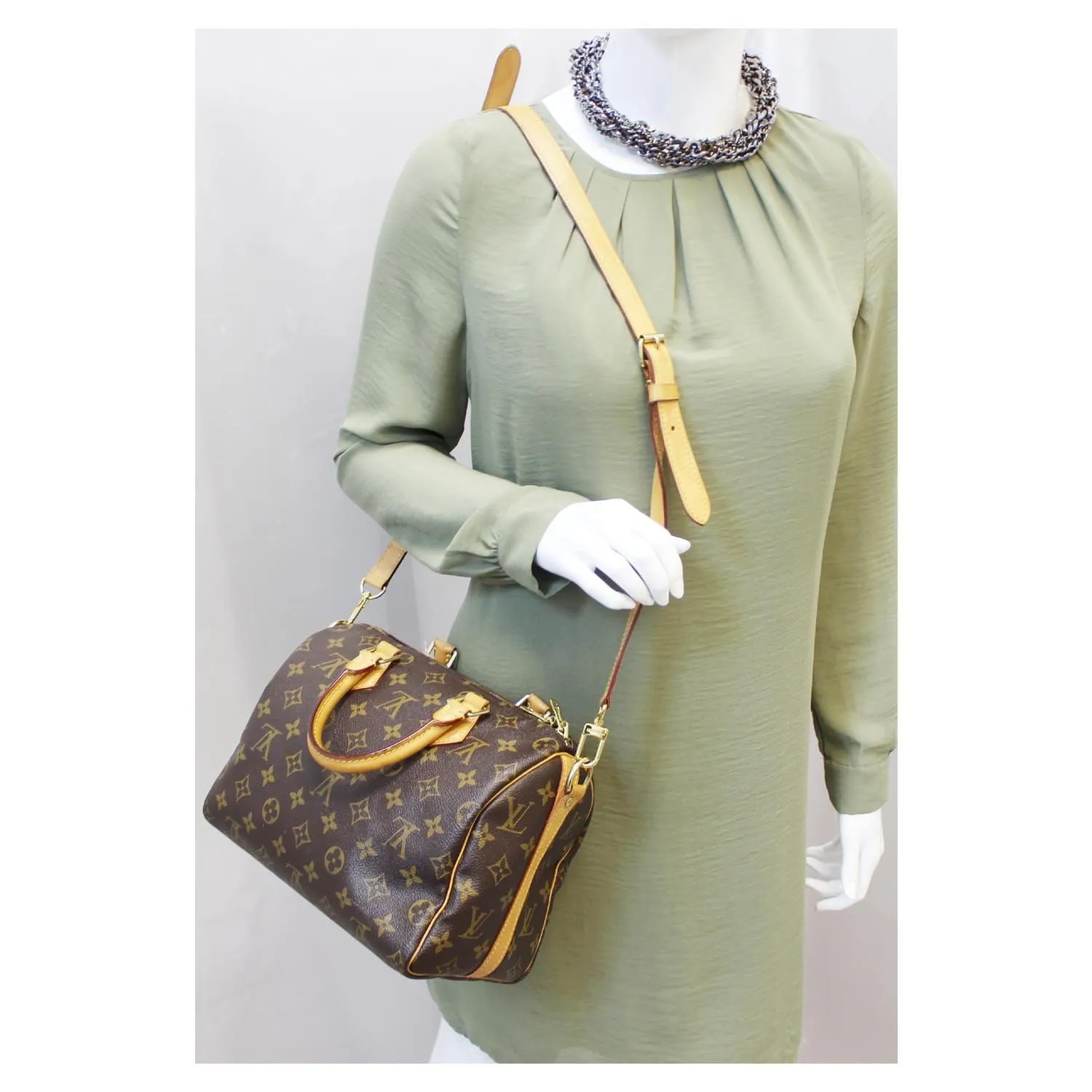 Louis Vuitton Speedy 25 Bandouliere Monogram Canvas Shoulder Bag