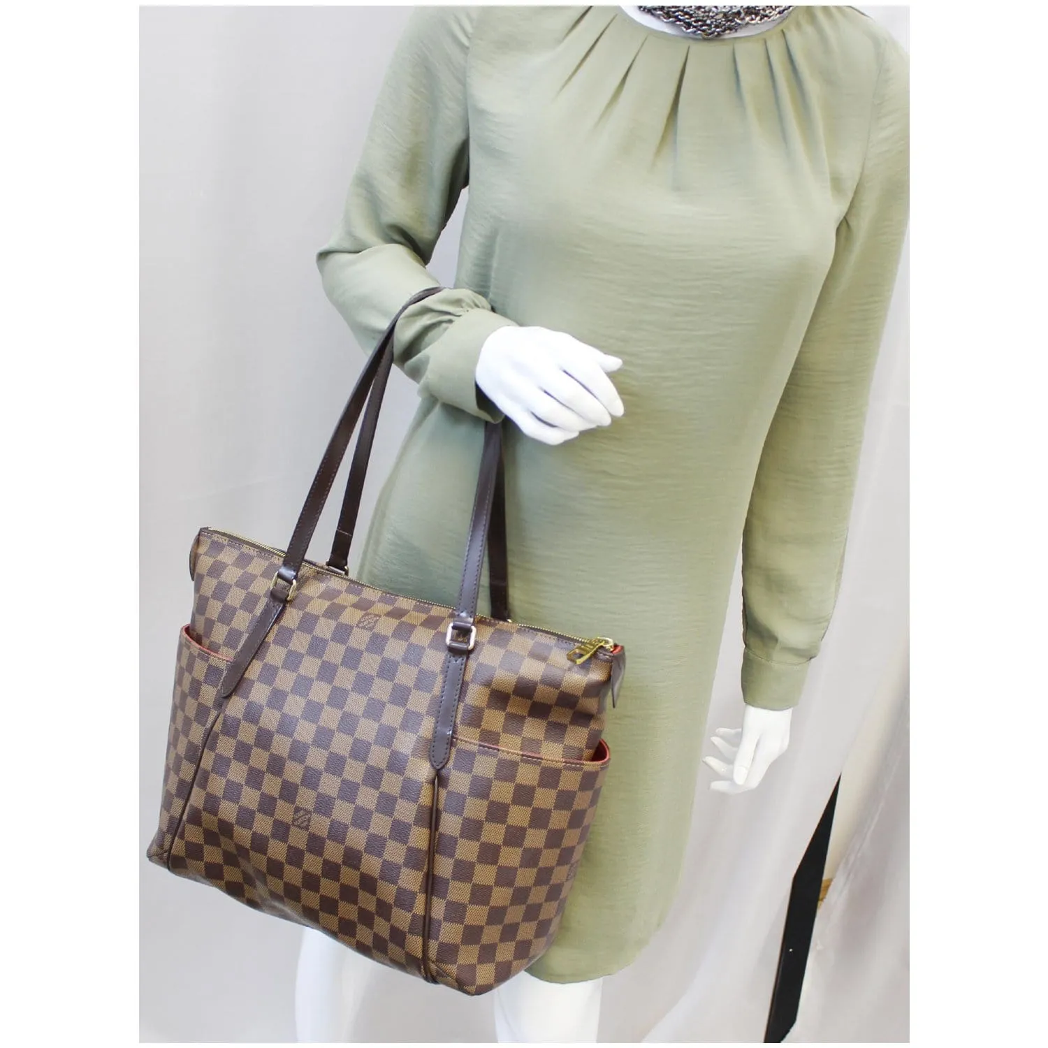 LOUIS VUITTON Totally MM Damier Ebene Shoulder Bag Brown
