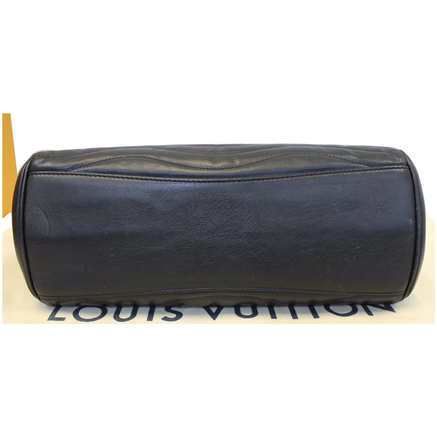 LOUIS VUITTON Wave Chain Leather Tote Shoulder Bag Black