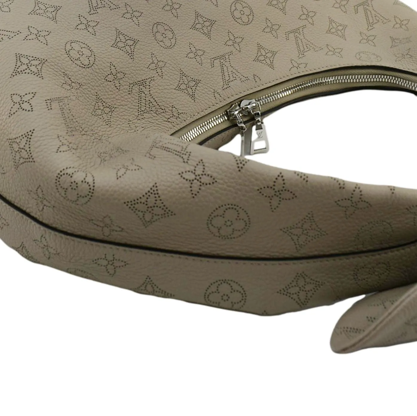 LOUIS VUITTON Why Knot Mahina Calf Leather Shoulder Bag Galet