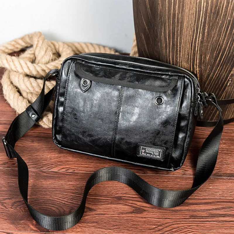 Men Retro Headphone Hole Design Waterproof Work Bag Crossbody Bags