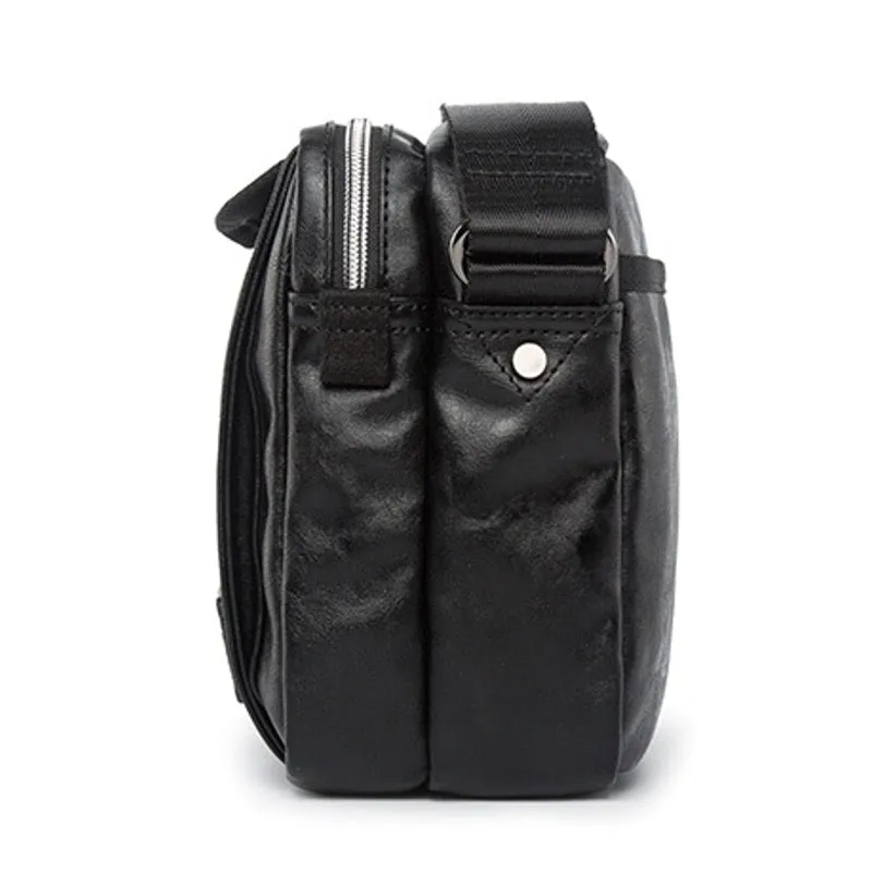 Men Retro Headphone Hole Design Waterproof Work Bag Crossbody Bags