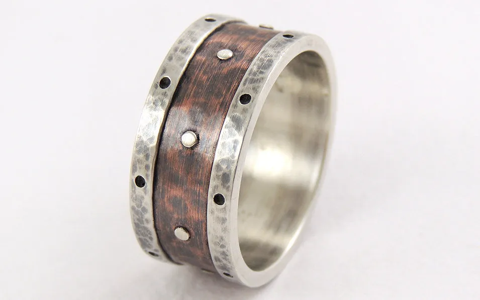 Mens celtic wedding ring