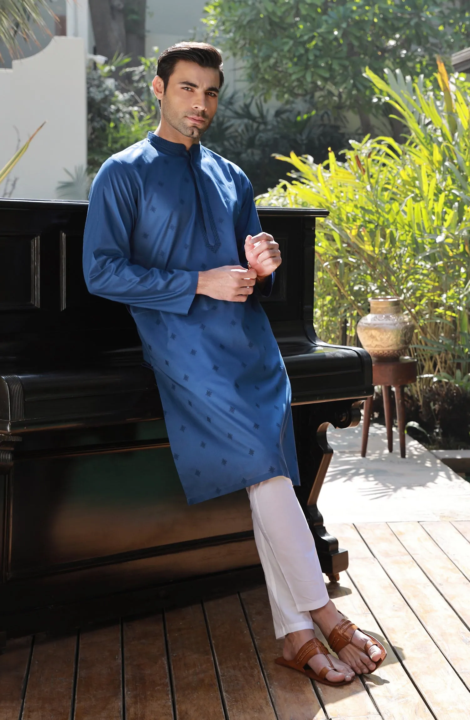 Mens Front Emb. Kurta