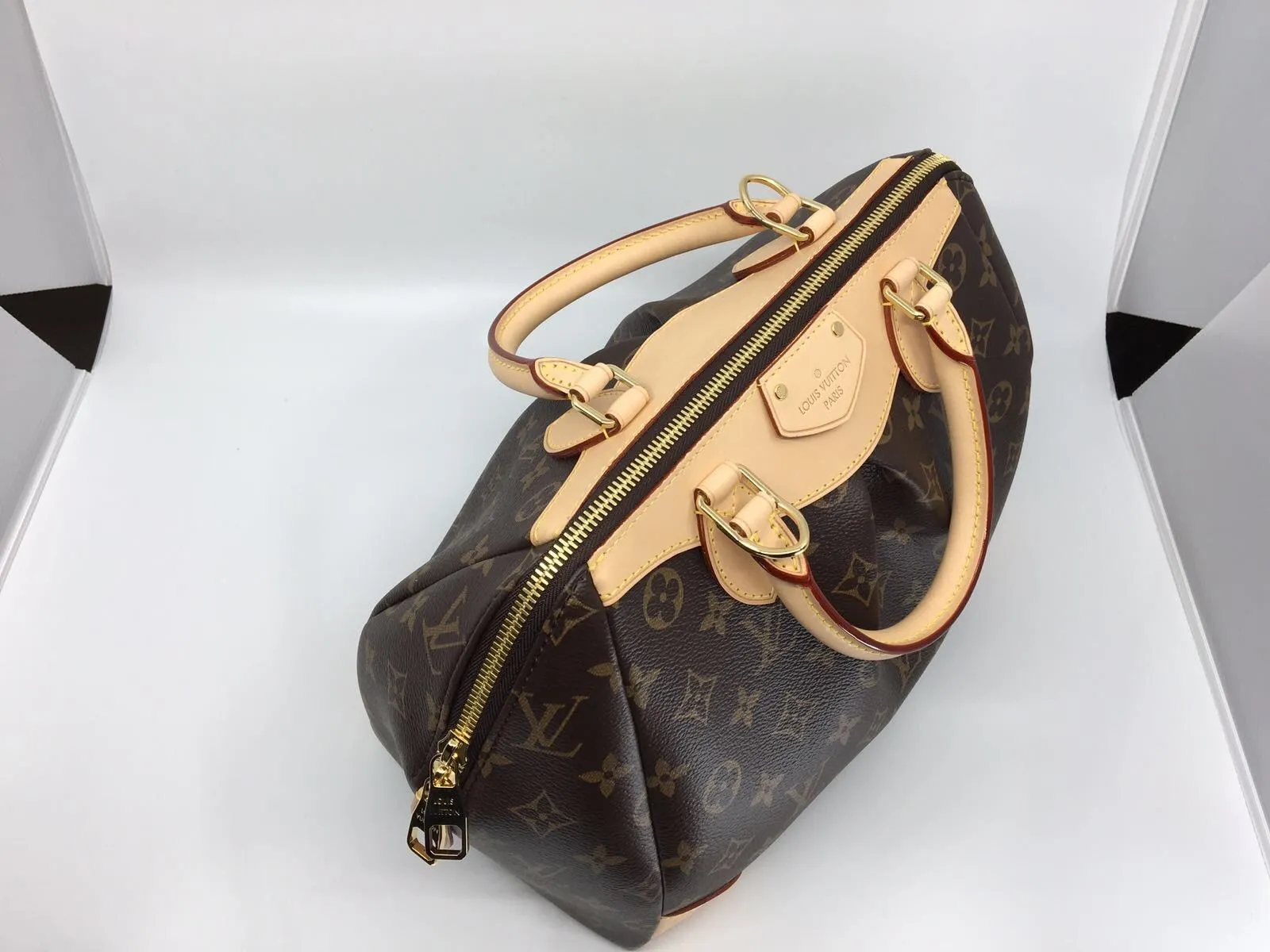 Monogram Segur NM