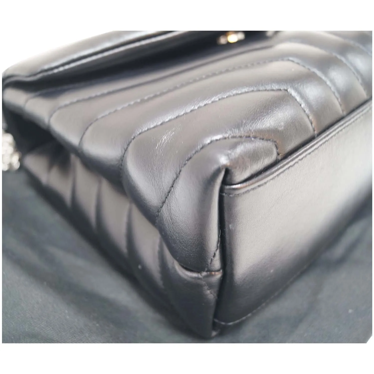 SAINT LAURENT Matelasse Loulou Monogram Calfskin Shoulder Bag Black