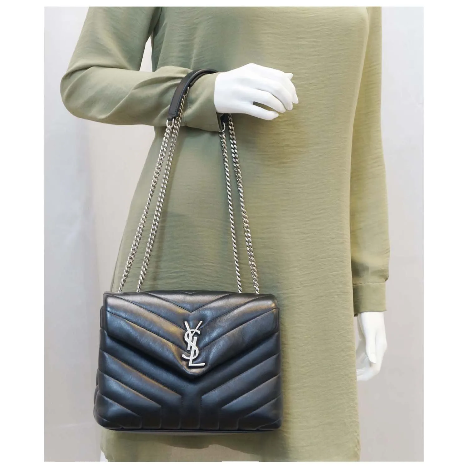 SAINT LAURENT Matelasse Loulou Monogram Calfskin Shoulder Bag Black