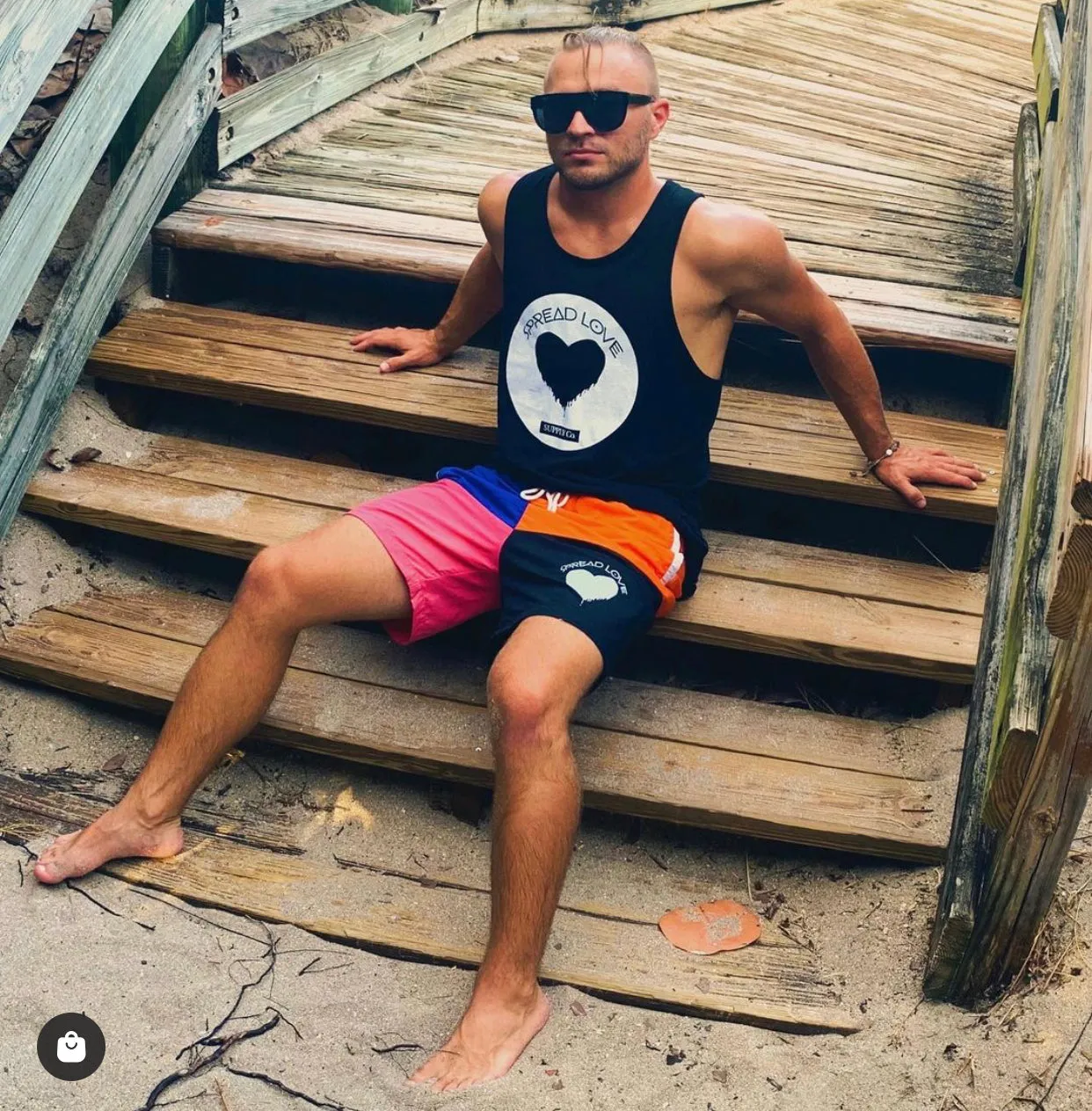 Spread Love Men's Big Logo Tank Top