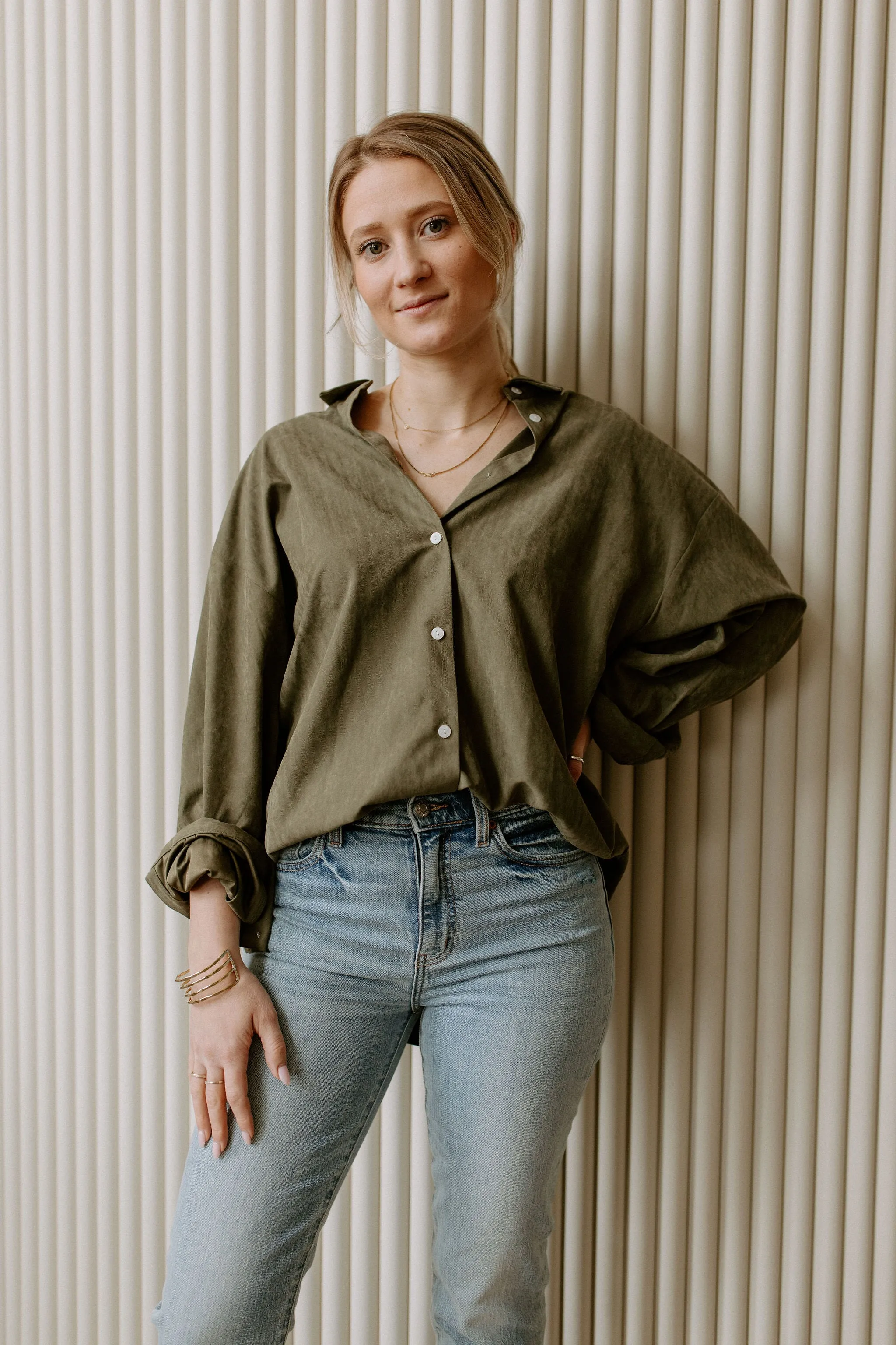 The Menswear Button Shirt - Khaki