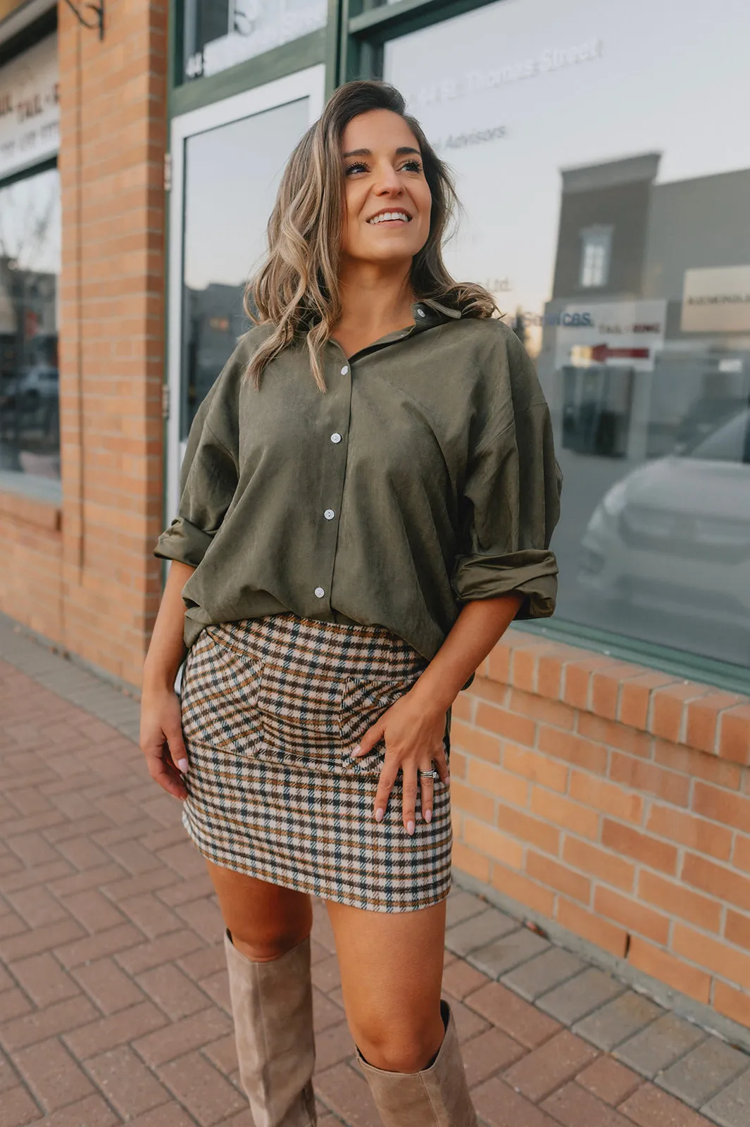 The Menswear Button Shirt - Khaki