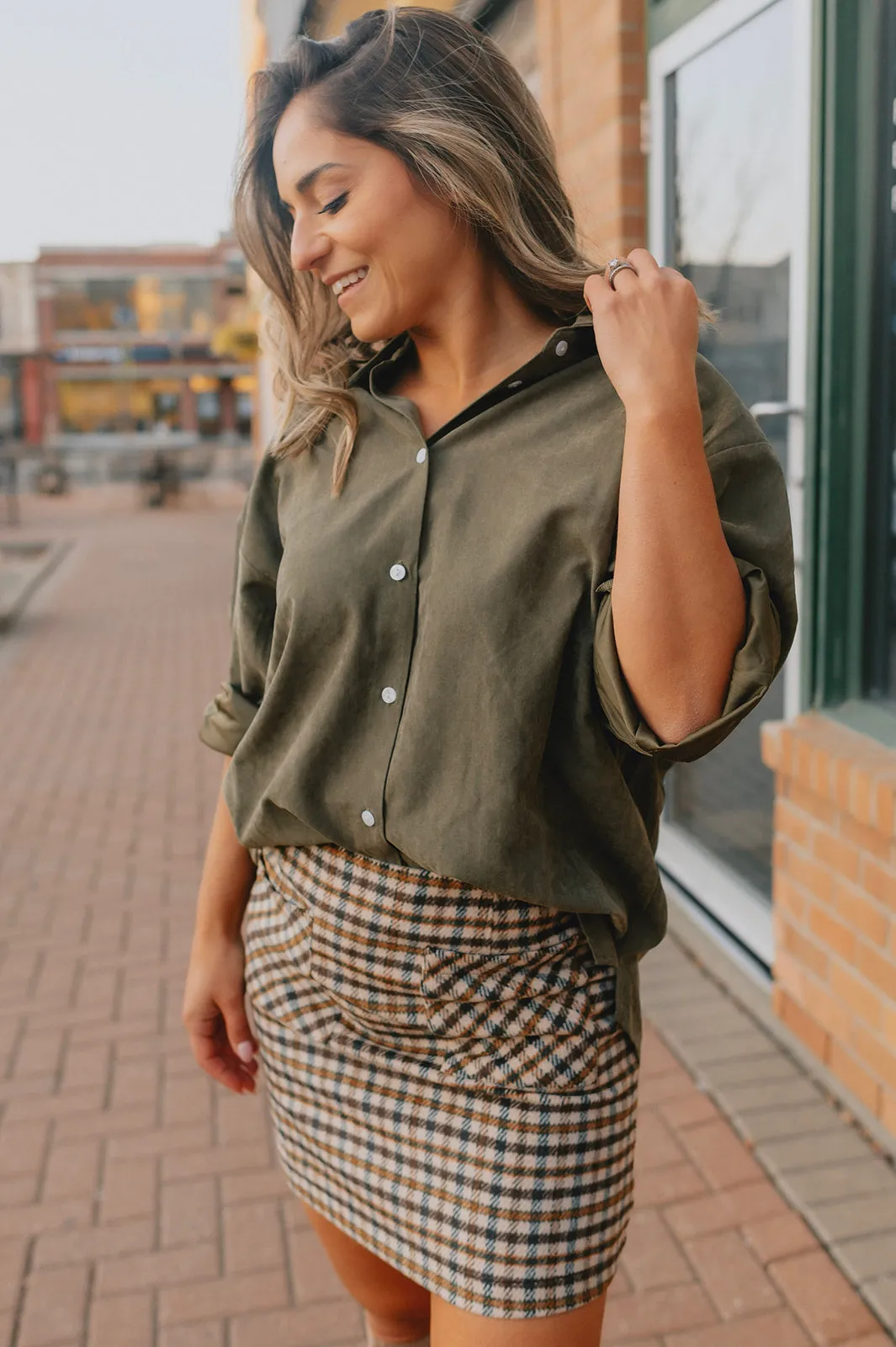 The Menswear Button Shirt - Khaki