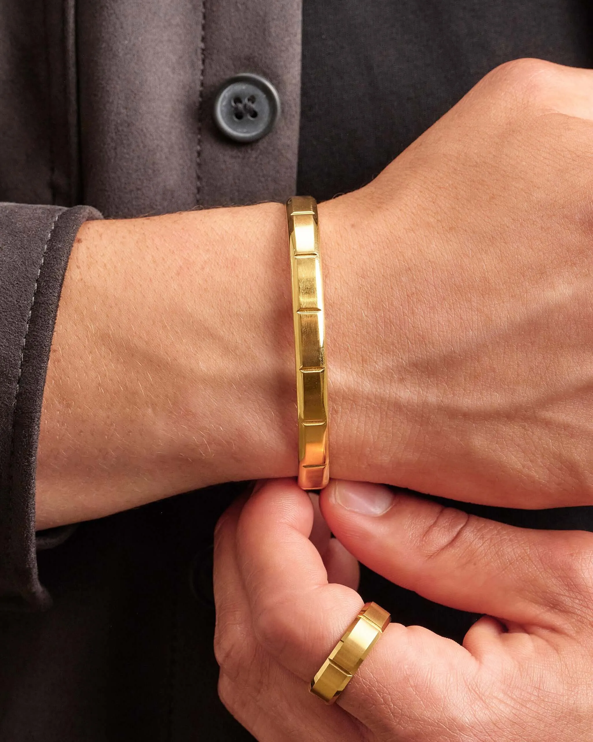 Wilshire Cuff Bracelet - Gold