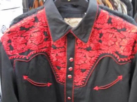 Women's Vintage Western Shirt Collection: Scully Gunfighter Black & Crimson