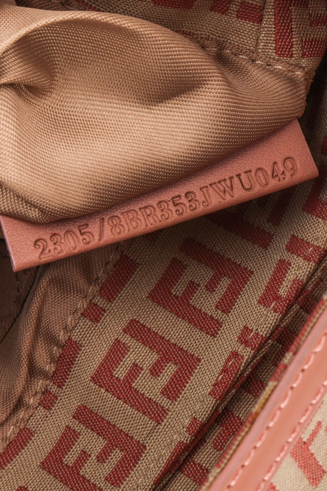 Zucca Chef Shoulder Bag